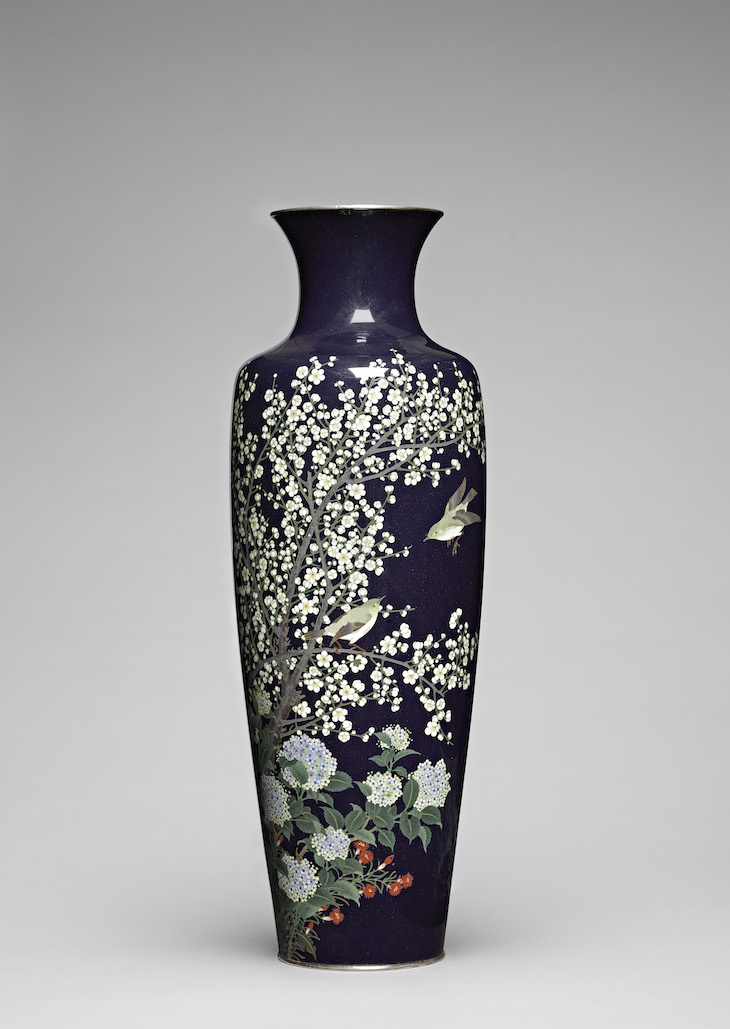 Vase decorated with birds and flowers (c. 1890–1900), Hayashi Kodenji.