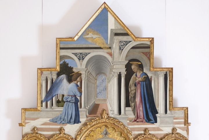 Annunciation of Virgin Mary (1467–68; moulding of Saint Anthony’s polyptic), Piero della Francesca. Courtesy of Umbria National Gallery, Perugia