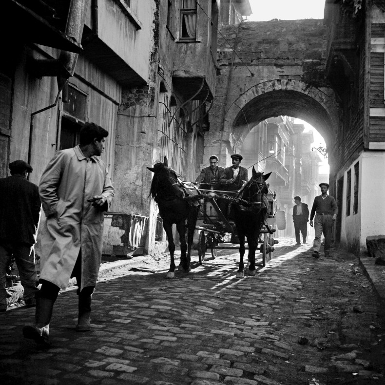 Sehzadebasi, Istanbul, 1958, Ara Güler. Courtesy Ara Güler Museum