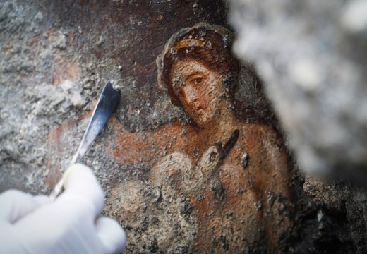 Leda and the Swan, discovered in Pompeii.