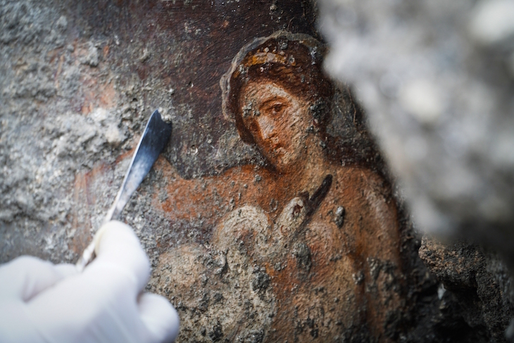 Leda and the Swan, discovered in Pompeii.