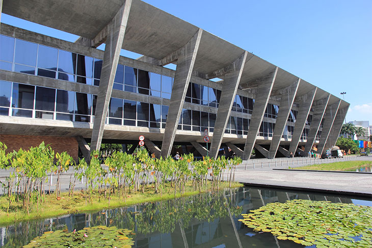 MAM - Museu de Arte Moderna do Rio de Janeiro, photographed in 2013.