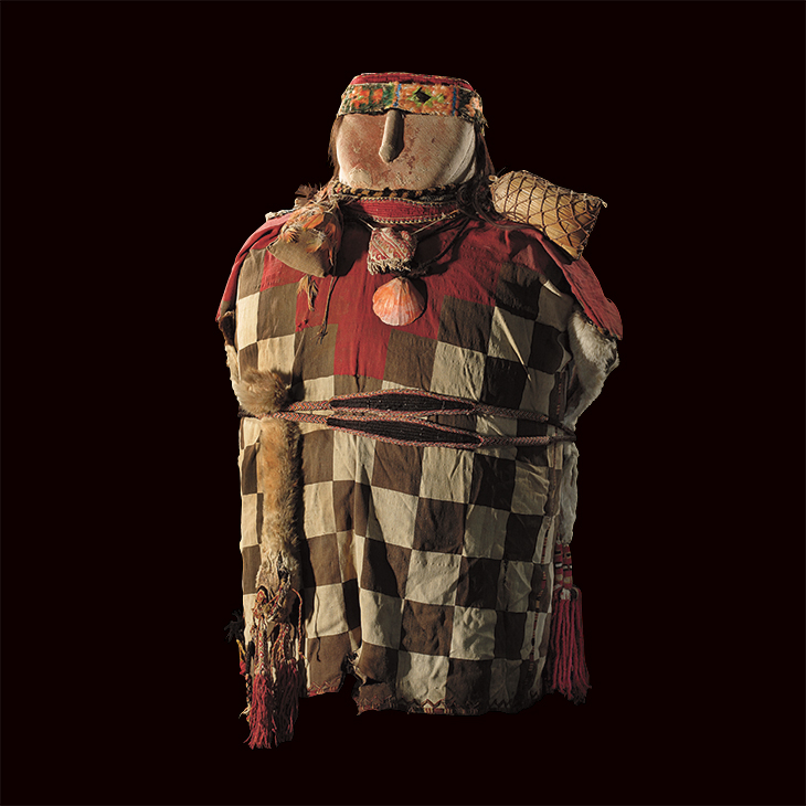 Inca mummy bundle, dressed in the tunic of an Incan officer but containing the mummy of a boy, from c. 1480-1560, Museum der Kulturen, Basel. 