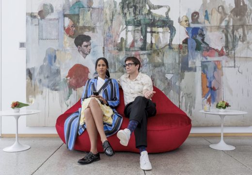 Zawe Ashton and Jake Gyllenhaal in Velvet Buzzsaw.