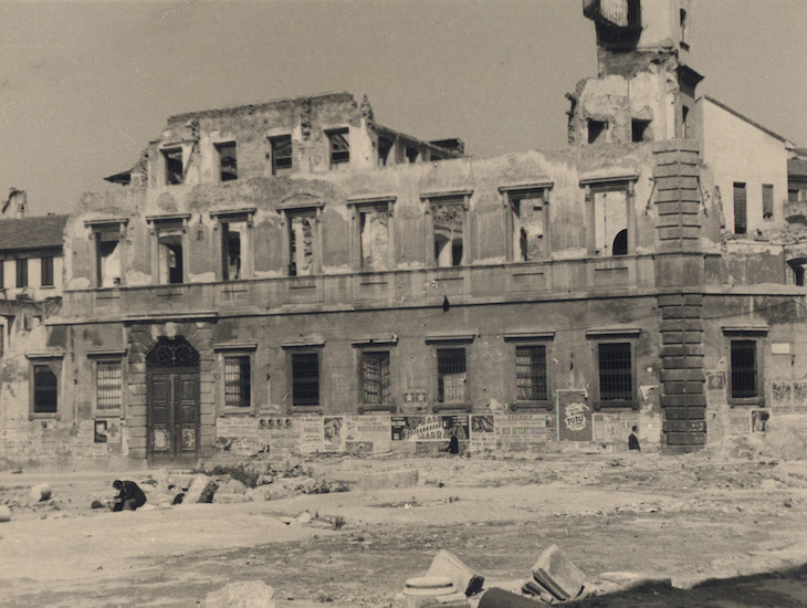 The Palazzo Archinto in 1948, after bombing in August 1943