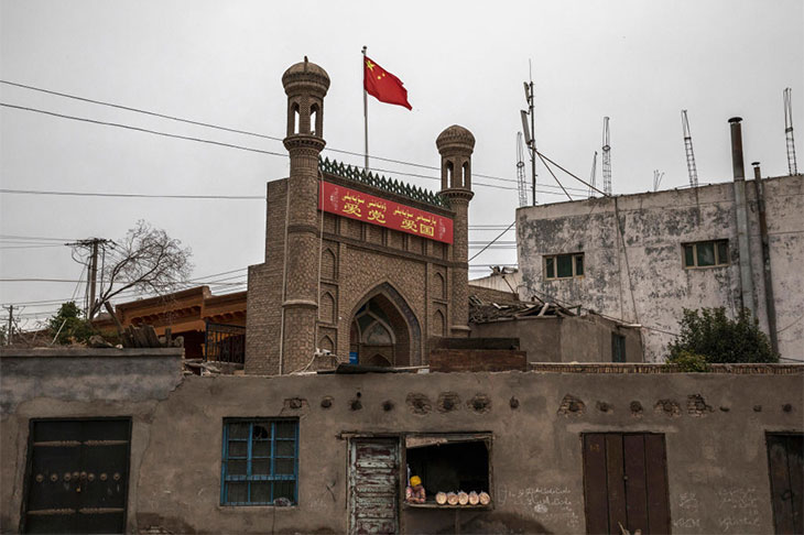 A mosque closed by authorities in Kashgar, Xinjiang province, photographed on 28 June 2017.
