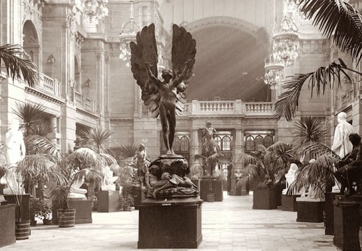 The central sculpture hall of the Glasgow (now Kelvingrove) Art Gallery and Museum, newly opened for the Glasgow International Exhibition of 1901.