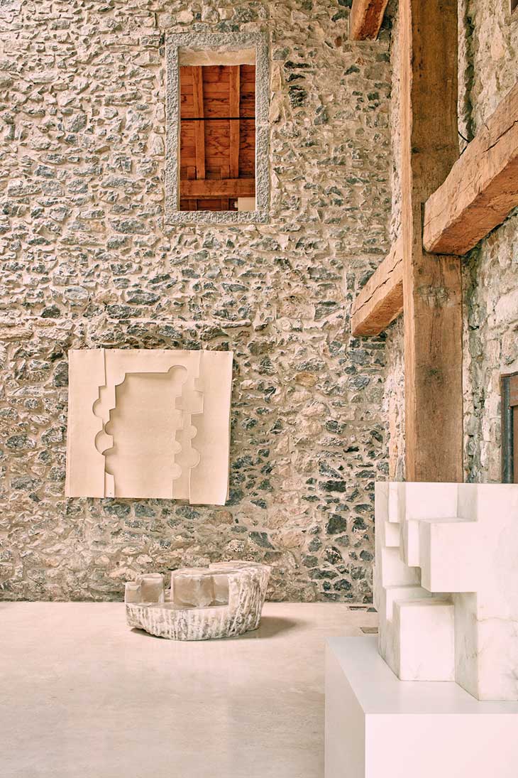 Installation view of ‘Eduardo Chillida: Echoes’ at Chillida Leku.