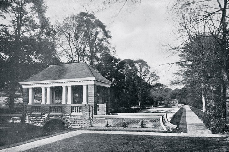 View of the ornamental canal in the grounds of Kearsney Court in Kent, designed in 1901 by Thomas Mawson.