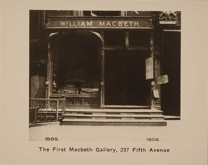 Macbeth Gallery at 237 5th Avenue, New York, c. 1896. Archives of American Art, Smithsonian Institution