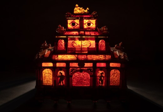 Amber casket in the shape of a three-story monument containing ivory figures, (c. 1660). Waddesdon Manor, Buckinghamshire. Photo: Waddesdon Image Library/Mike Fear