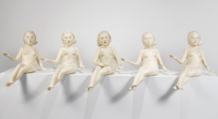 Untitled (Five Seated Paper Girls), Courtesy Pace Gallery; © Kiki Smith