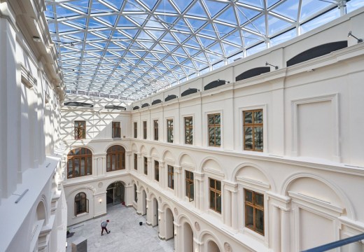 The new glass roof covering the courtyard of the Princes Czartoryski Museum in Kraków. Photo: Tomasz Markowski; © National Museum in Kraków