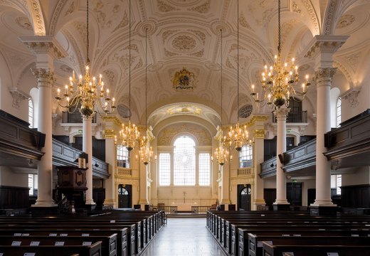 The interior of St Martin-in-the-Fields, showing the plasterwork ceiling made by Giuseppe Artari and Giovanni Battista Bagutti.