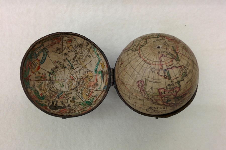 ‘Pocket’ terrestrial globe (1679), Joseph Moxon.