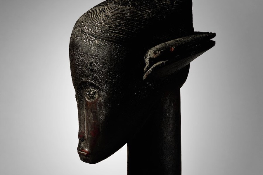 Reliquary head (19th century), Fang people, central Africa.