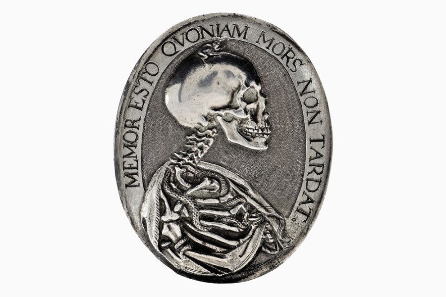 Memento mori medallion (1612), Jan de Vos. Georg Laue Kunstkammer (£58,000)