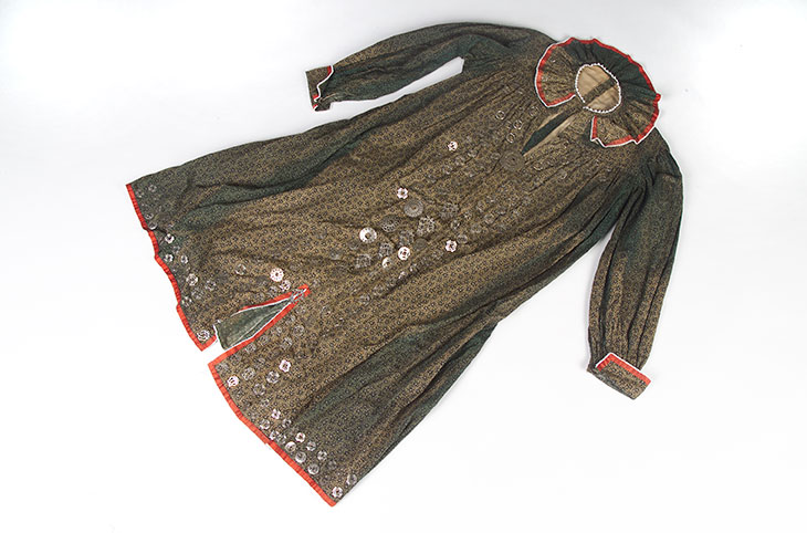 Seneca woman’s tunic, formerly owned by Charlotte Sundown (1850–70)
