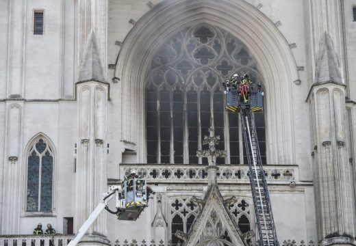 Firefighters at Nantes Cathedral on 18 July 2020. Photo: Sebastien Salom-Gomis/AFP via Getty Images