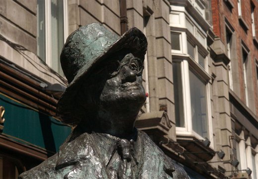 Statue of James Joyce by Marjorie Fitzgibbon on North Earl Street, Dublin.