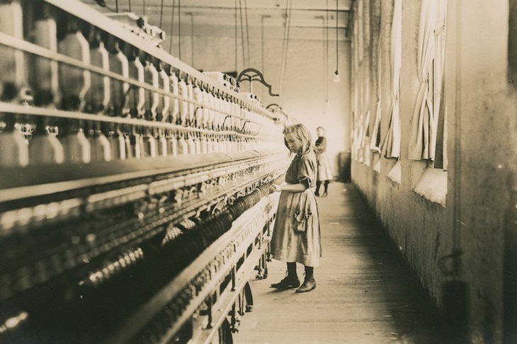 Sadie Pfeiffer, Spinner in Cotton Mill, South Carolina (1910), Lewis Wickes Hine.