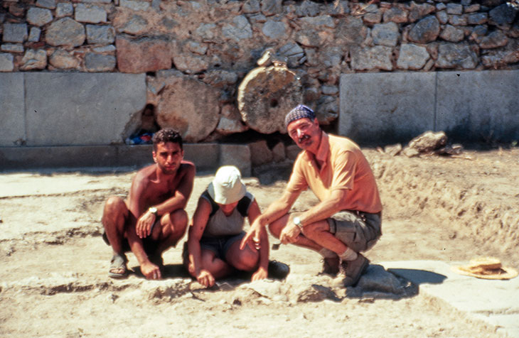 Ian Jenkins and colleagues on excavation at Cnidos.