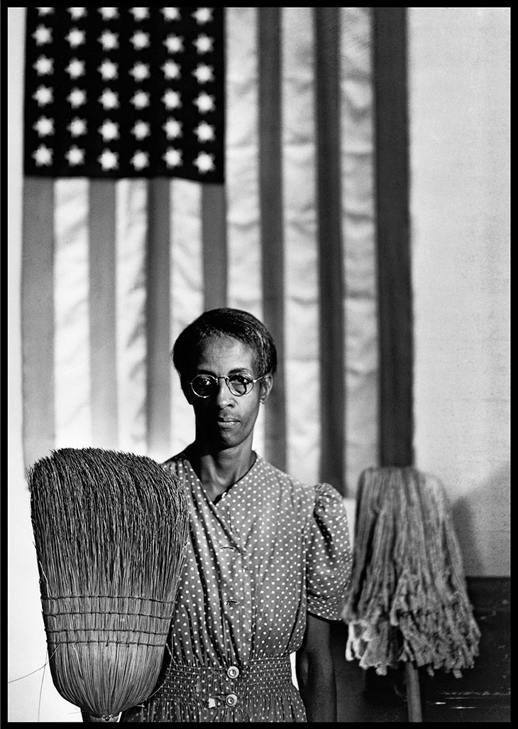 American Gothic, Washington, D.C. (1942), Gordon Parks.