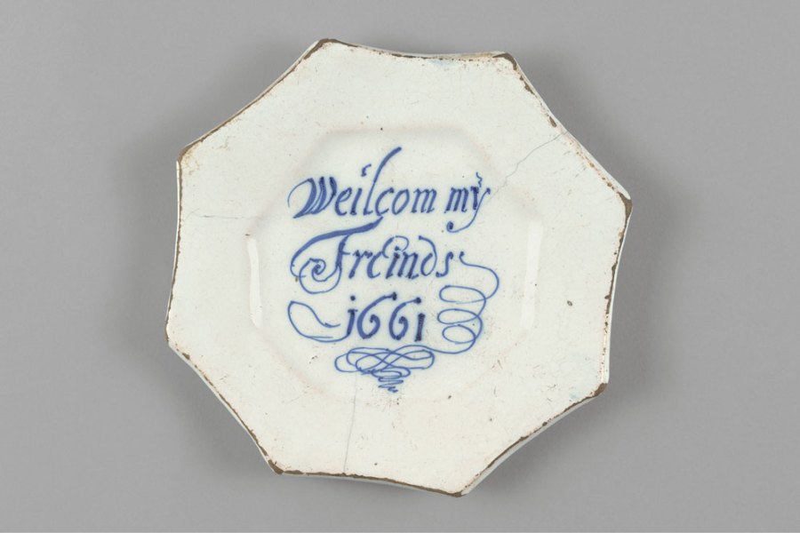 Delftware plate (1661). The Bryan Collection, Lake Bluff, Illinois.