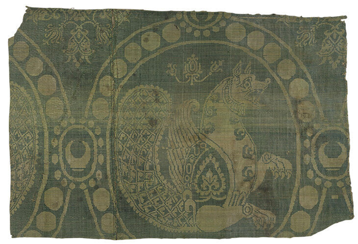 Textile portraying a creature symbolic of the Iranian Royal Fortune (xwarrah) (7th–8th century), Eastern Iran. Victoria and Albert Museum, London