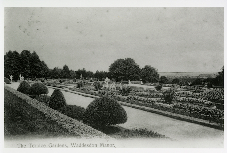 Archival image of the parterre. 