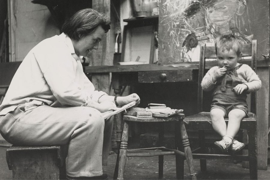 Joan Eardley sketching in her studio in Townhead, Glasgow (photo by Audrey Walker, c. 1949–51). Collection Scottish National Gallery of Modern Art