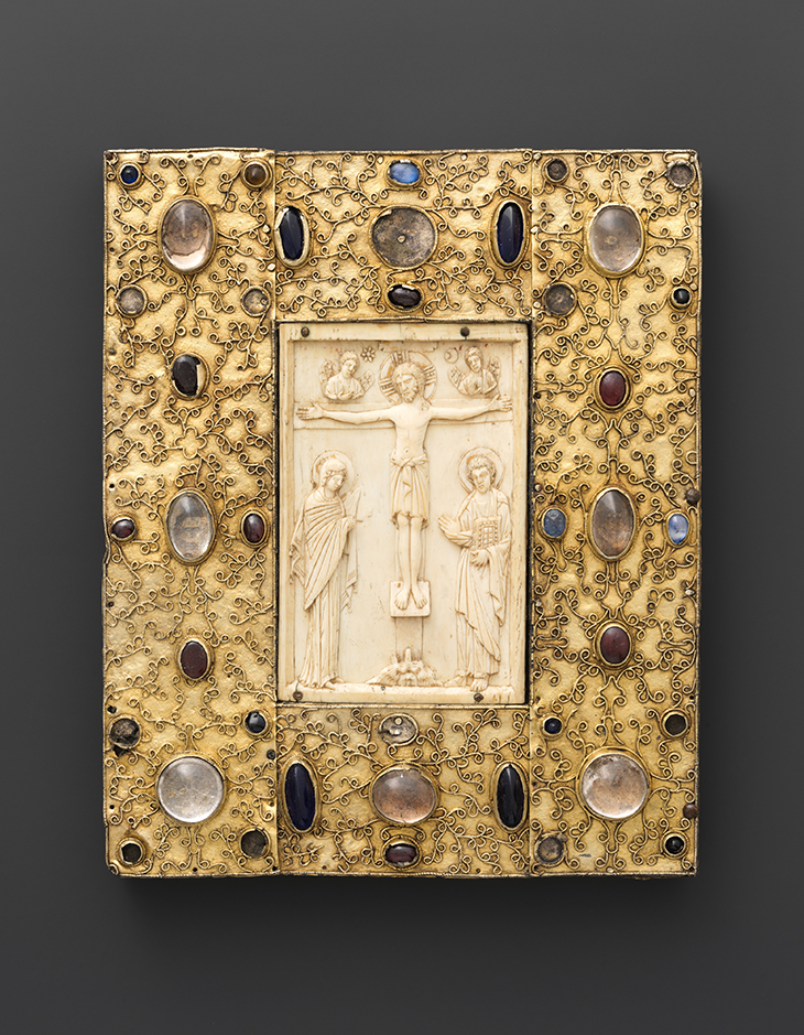 Book cover (?) with Byzantine icon of the Crucifixion. Ivory icon made in Constantinople (1000) and setting possibly made in Aragon (late 11th century). 