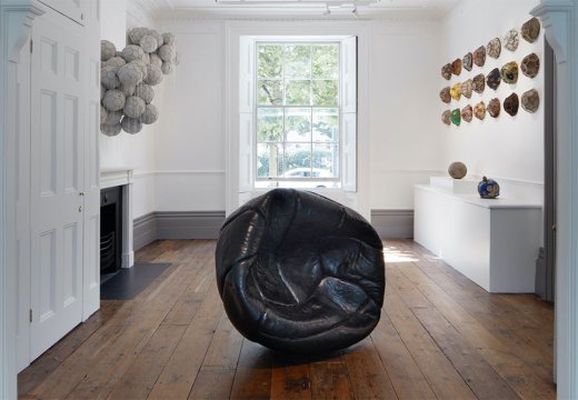 Installation view, ‘Balls’, OOF Gallery, London, 2021.