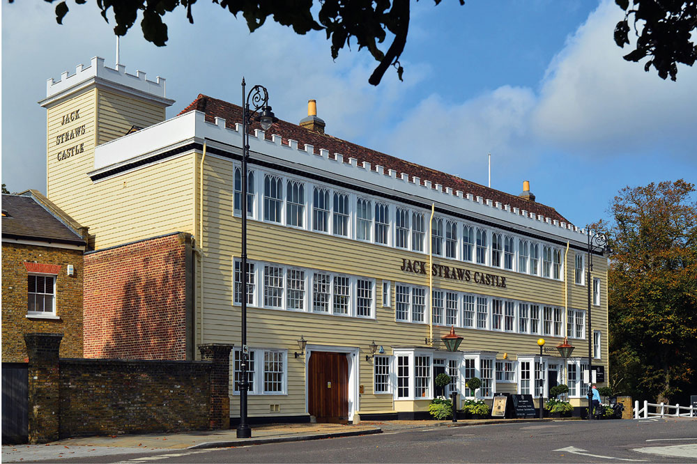 Jack Straw’s Castle, Hampstead Heath, designed by Raymond Erith (1904–73) in the 1960s to replace a coaching inn damaged in the Blitz (photographed in 2014).