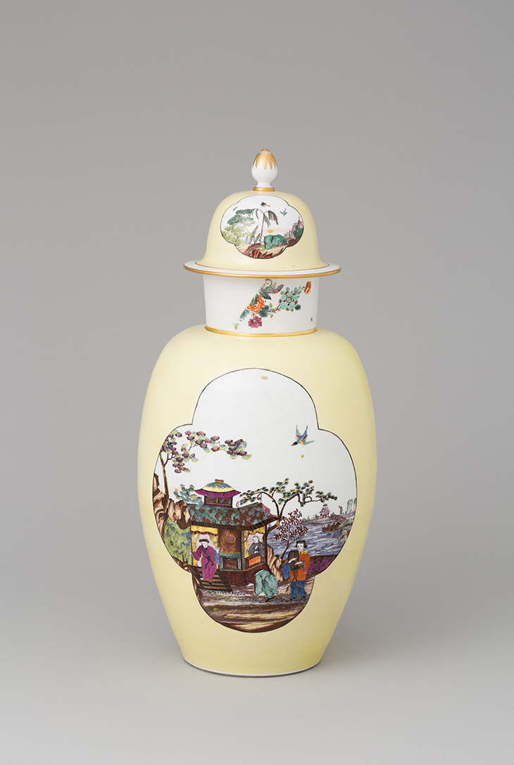 Vase from a Meissen set