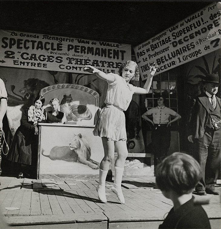 Fête foraine (c. 1935), Gaston Paris.