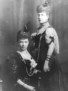 Empress Maria Feodorovna and Alexandra, Princess of Wales, photographed in c. 1900 by W. & D. Downey