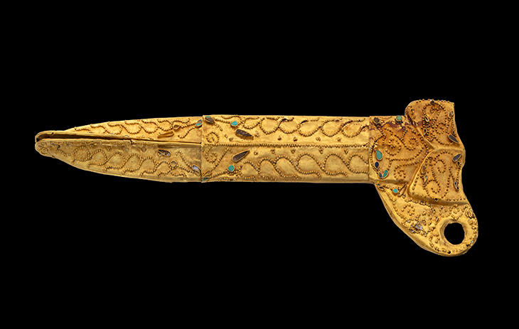 Gold sheath for a dagger with turquoise and lapis lazuli inlay, 8th–6th century BC, Eleke Sazy burial complex, Kazakhstan