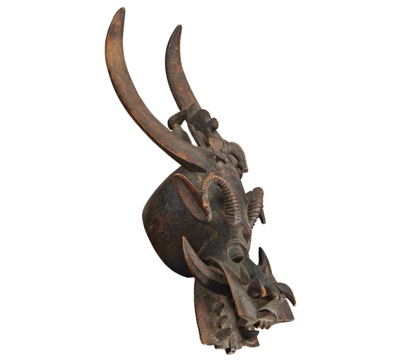 Helmet mask (Kponyungo) (19th–early 20th century), Senufo, Côte d’Ivoire. Courtesy the Art Institute of Chicago
