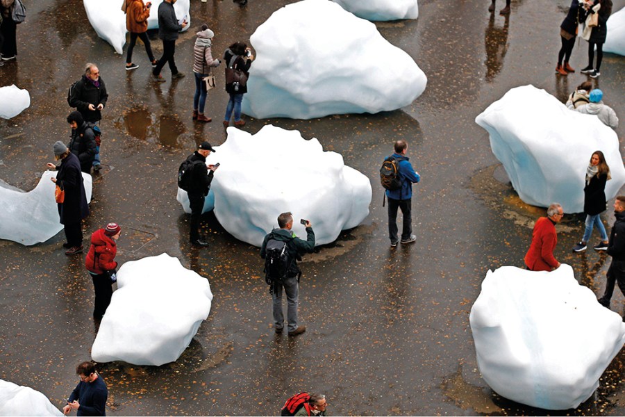 Olafur Eliasson ice watch