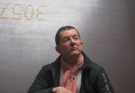 portrait of antony gormley