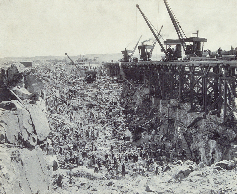 Aswan High Dam construction