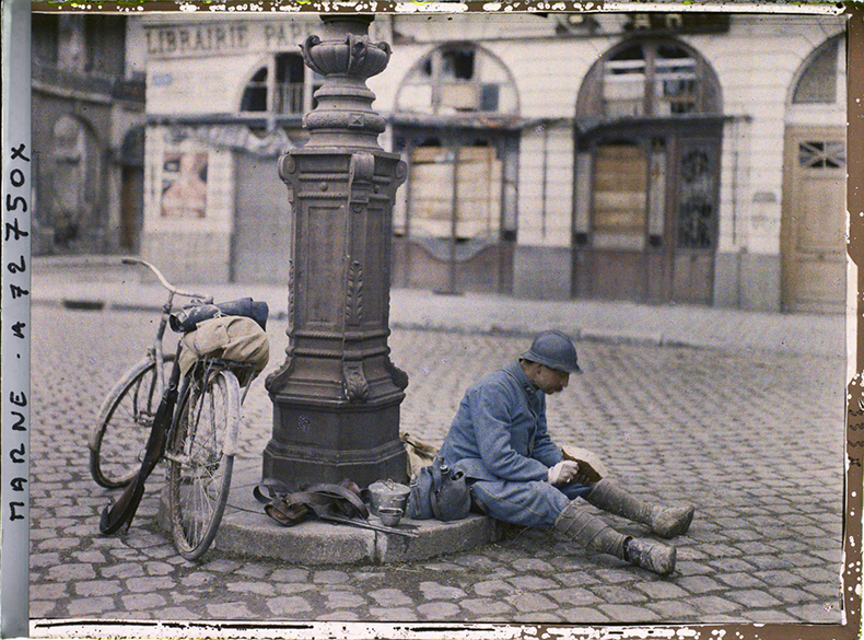 Reims, Marne, Champagne: French soldier with his kit and bicycle