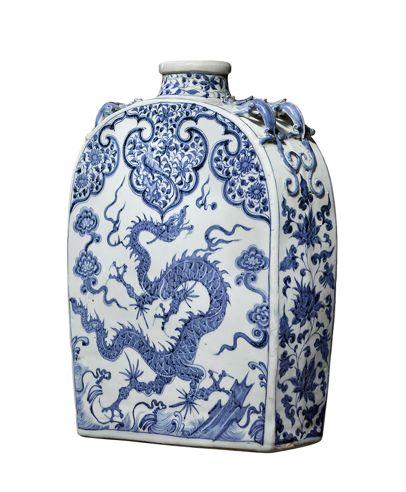 Porcelain jar from the Hotung bequest. British Museum, London