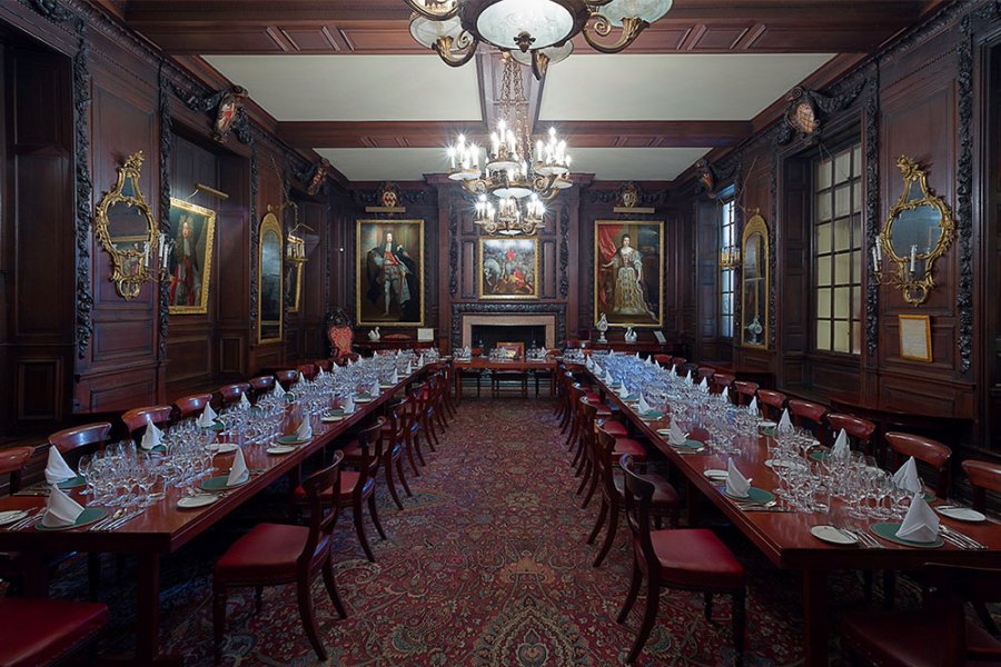 The court room at Vintners’ Hall in London