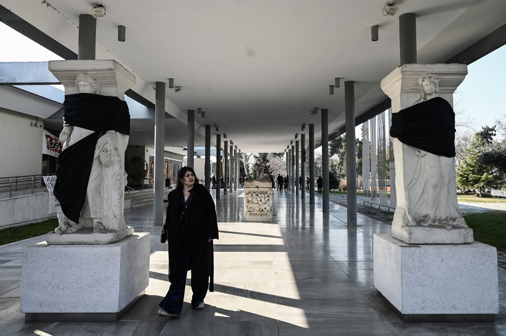 Greek museums forced to close by protesting archaeologists - Vimarsana News