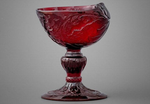 Engraved gold ruby goblet (c. 1685–90), Johann Kunckel, engraving att. to Gottfried Spiller. Courtesy Rijksmuseum, Amsterdam