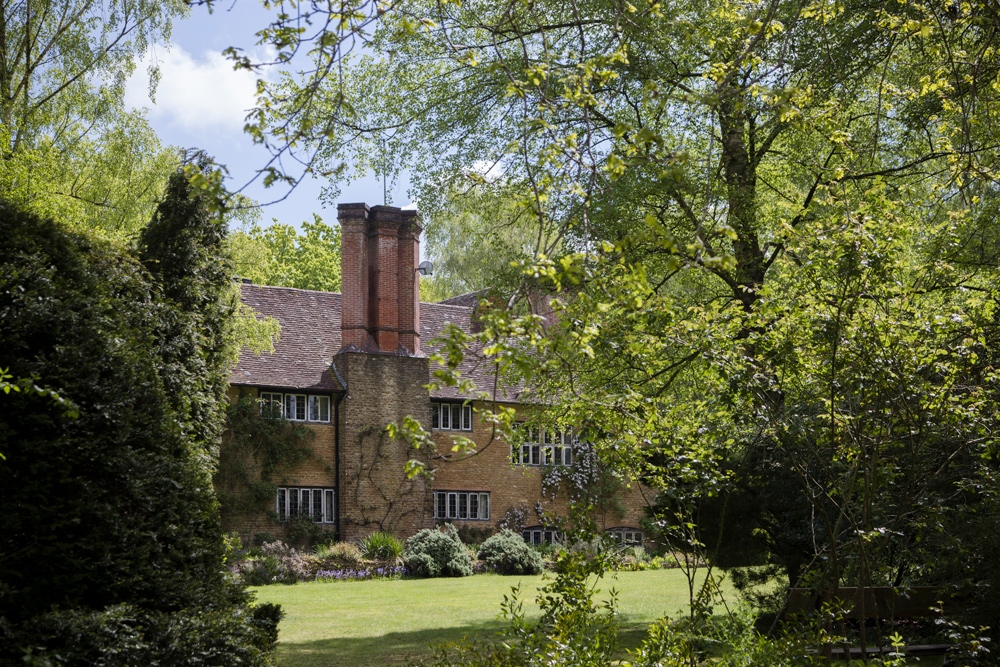 The making of Munstead Wood | Apollo Magazine - Vimarsana News