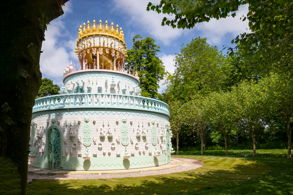Folly mixture – the Wedding Cake at Waddesdon - Vimarsana News