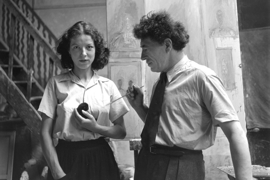 Annette and Alberto Giacometti in the studio (1951), Alexander Liberman. Image: © Archives Fondation Giacometti